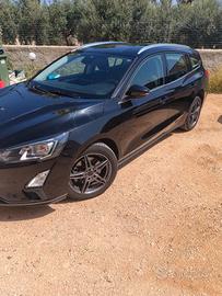FORD FOCUS STATION WAGON GANCIO TRAINO