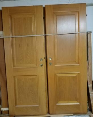 Porte in legno massicio