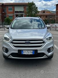 Ford Kuga 1.5 TDCI 120 CV S&S 2WD ST-Line