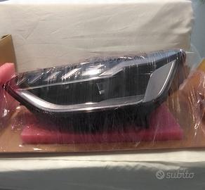 faro anteriore sinistro led audi A4 nuovo 
