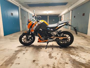 KTM Duke 125