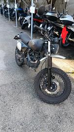 moto scrambler 125