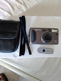 FOTOCAMERA KIOCERA YASHICA T ZOOM