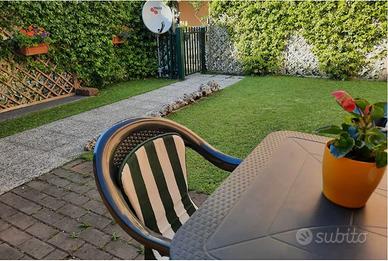 Bilocale con giardino