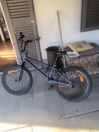 Bmx decathlon poco usata