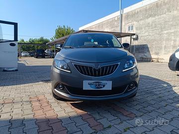 Lancia Ypsilon 1.0 FireFly 5 porte S&S Hybrid Plat