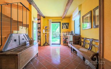 CP19 APPARTAMENTO IN VILLA SU DUE LIVELLI
