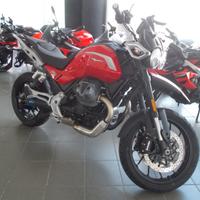 Moto Guzzi V85 strada 2026