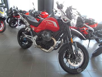 Moto Guzzi V85 strada 2026