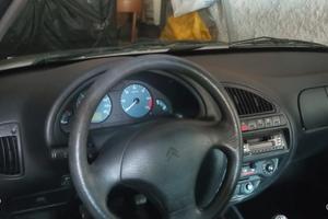CITROEN Saxo - 2001
