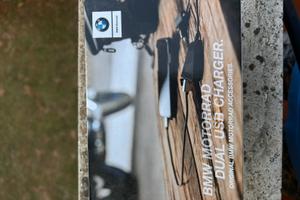 Caricabatteria originale bmw x cellulare