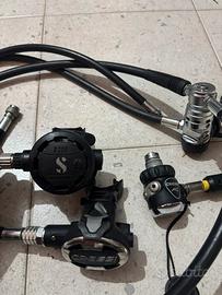 Erogatori sub Scubapro MK25 + Cressi MC5