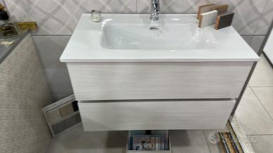 Mobile bagno sospeso moderno