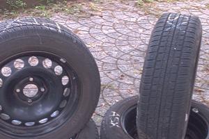 Gomme invernali Hankook 195/60R16+ cerchi e catene