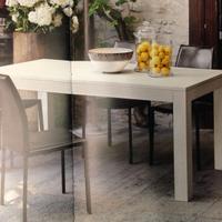 Tavolo massiccio laccato bianco