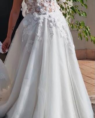 Abito da sposa elegante in pizzo
