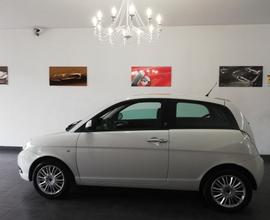 Lancia Ypsilon 1.2 69 CV Argento