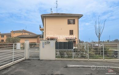 Ampio CInque Locali su Piu Livelli