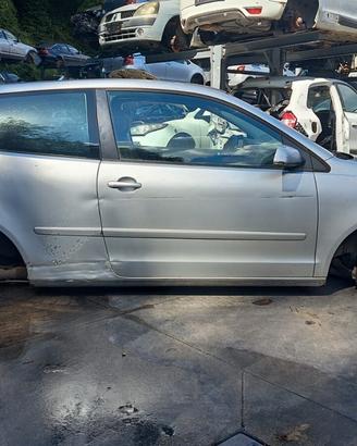 VW POLO 2008 SOLO PER RICAMBI