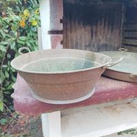 Vecchia tinozza in rame 