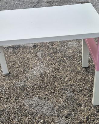 Scrivania regolabile bambini Ikea