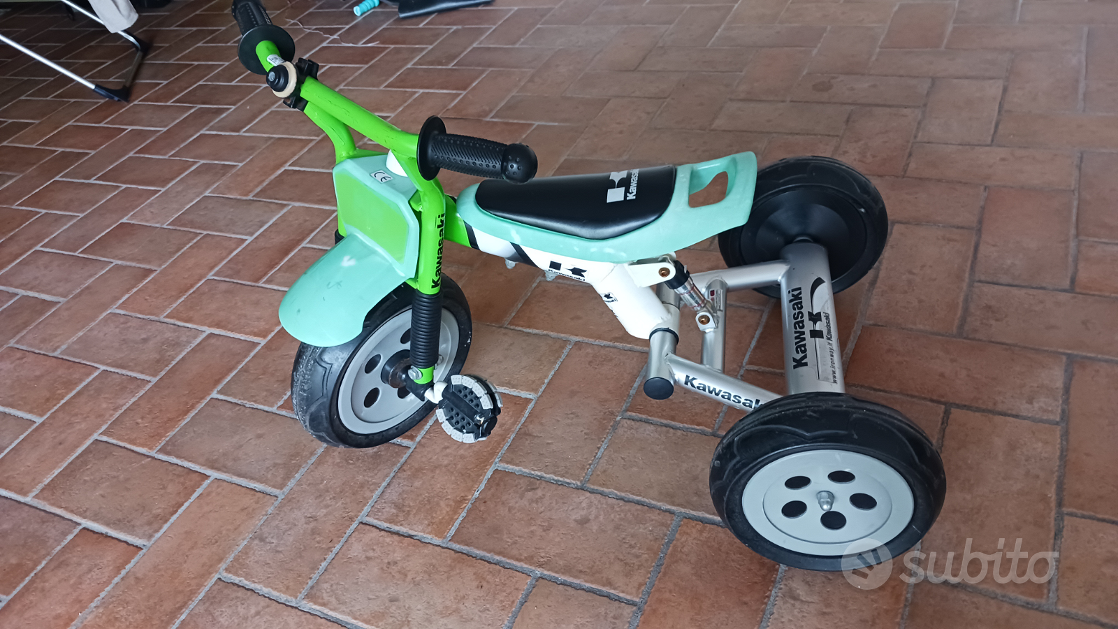 Triciclo kawasaki hot sale