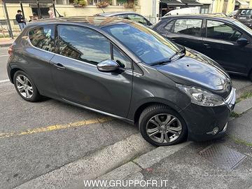 Peugeot 208 1.4 HDi 68 CV 3 porte Allure