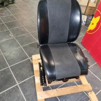 sedile molleggiato regolabile