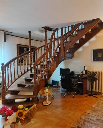 Scala interno elicoidale 