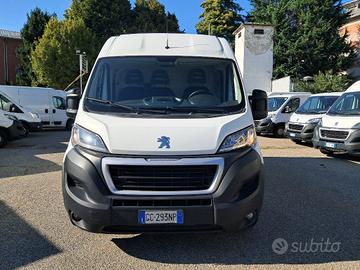 PEUGEOT Boxer 335 2.2 BlueHDi 140 S&S PL