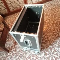 fly case 