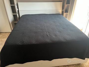 Letto con contenitore