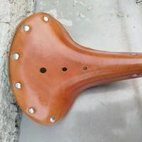 sella pelle tipo brooks