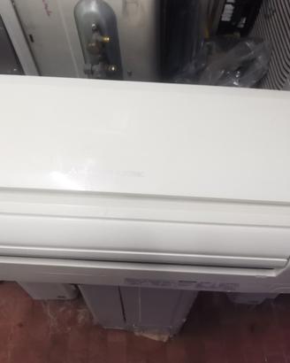 mitsubishi 9000 250€