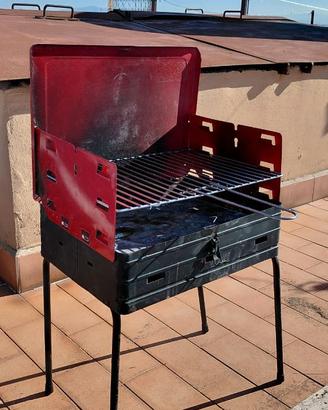 Barbecue picnic portatile a valigetta