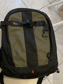 Zaino fotografico Lowepro Runner 300 aw