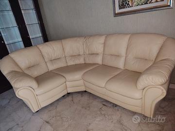 Divano angolare in ecopelle