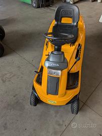 trattorino rasaerba Stiga