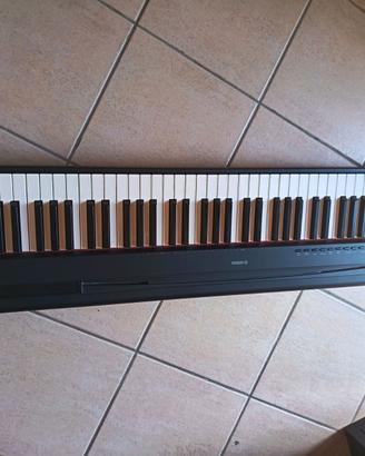Pianoforte Yamaha p95b
