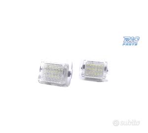 LUCI TARGA A LED PER MERCEDES CLASSE C W204 08-14