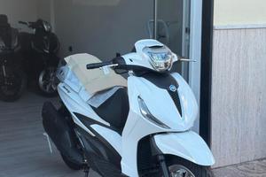Piaggio Beverly 400