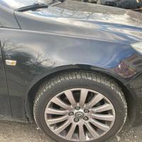 PARAFANGO ANTERIORE DESTRO OPEL Insignia S. Wagon