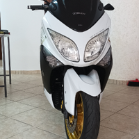 Yamaha Tmax