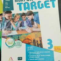 Libro 3° media Right on TARGET