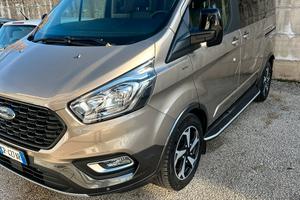 Ford 8 posti