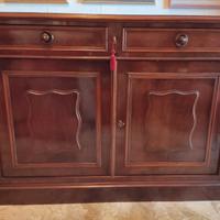 Credenza antica