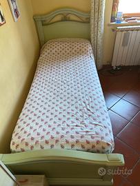 Struttura letto singolo verde