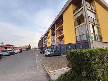 4 LOCALI A CARMAGNOLA