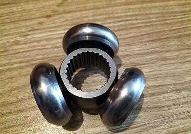 Giunto tripode semiasse