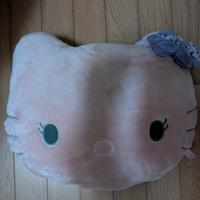 cuscino Hello Kitty con coperta pile